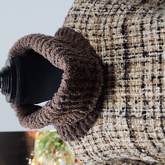 David & Young Turtleneck Poncho Size OSFM NWT - Picture 7 of 7